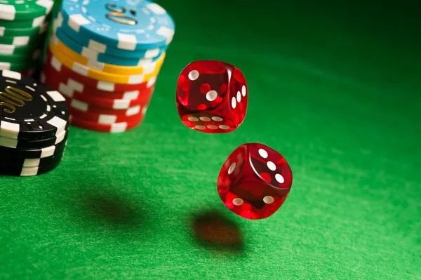 Mobile phone showing rupiah33 Fortune Ox gameplay in landscape orientation